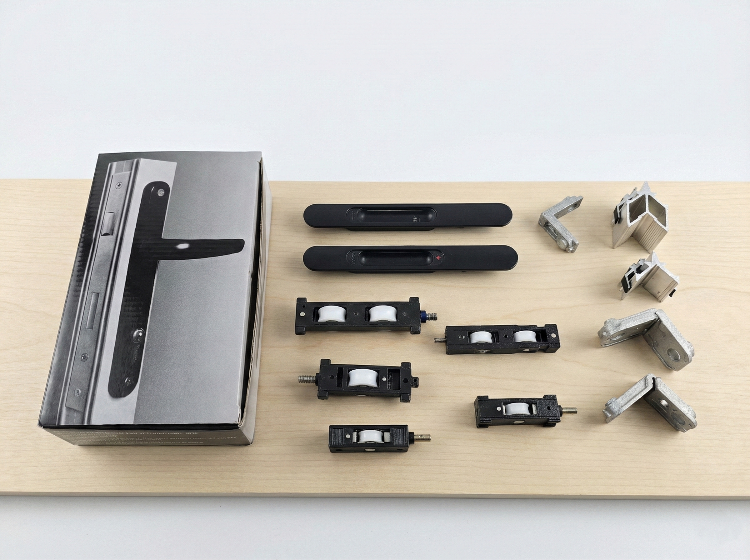 Herrajes Euroalum HERRALUM y ROTO